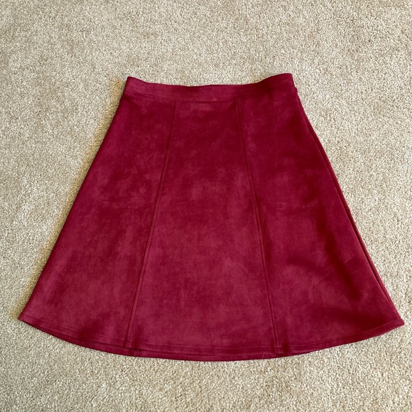 Faux suede skirt - Picture 5 of 6
